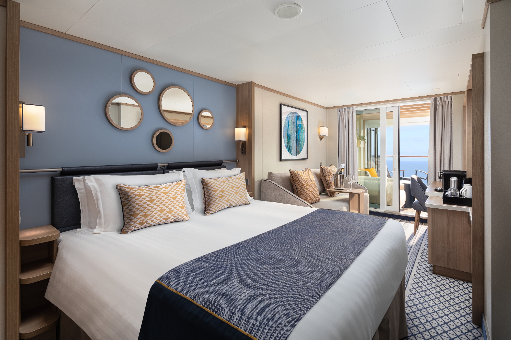 MyCruise P&O-Cruises Iona Kahytter Suite CV,CW,CY,CZ1